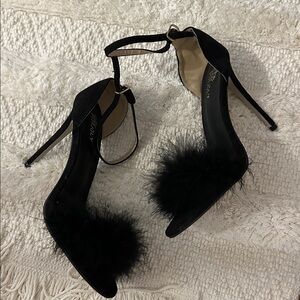 Chic Black Heels with Feather Accent
